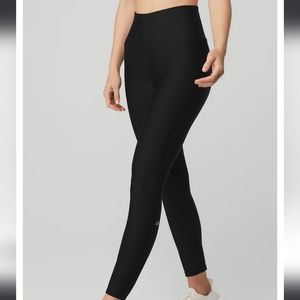NWT Alo Yoga 7/8 airlift leggings